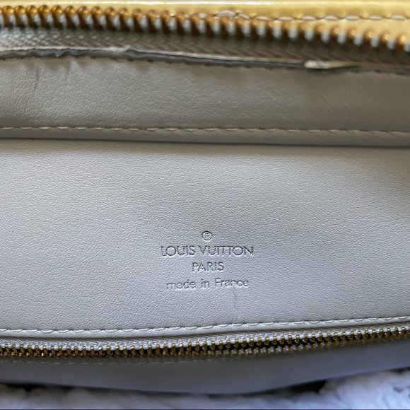 Louis Vuitton Monogram Vernis Houston Tote Bag - Picture 12 of 15